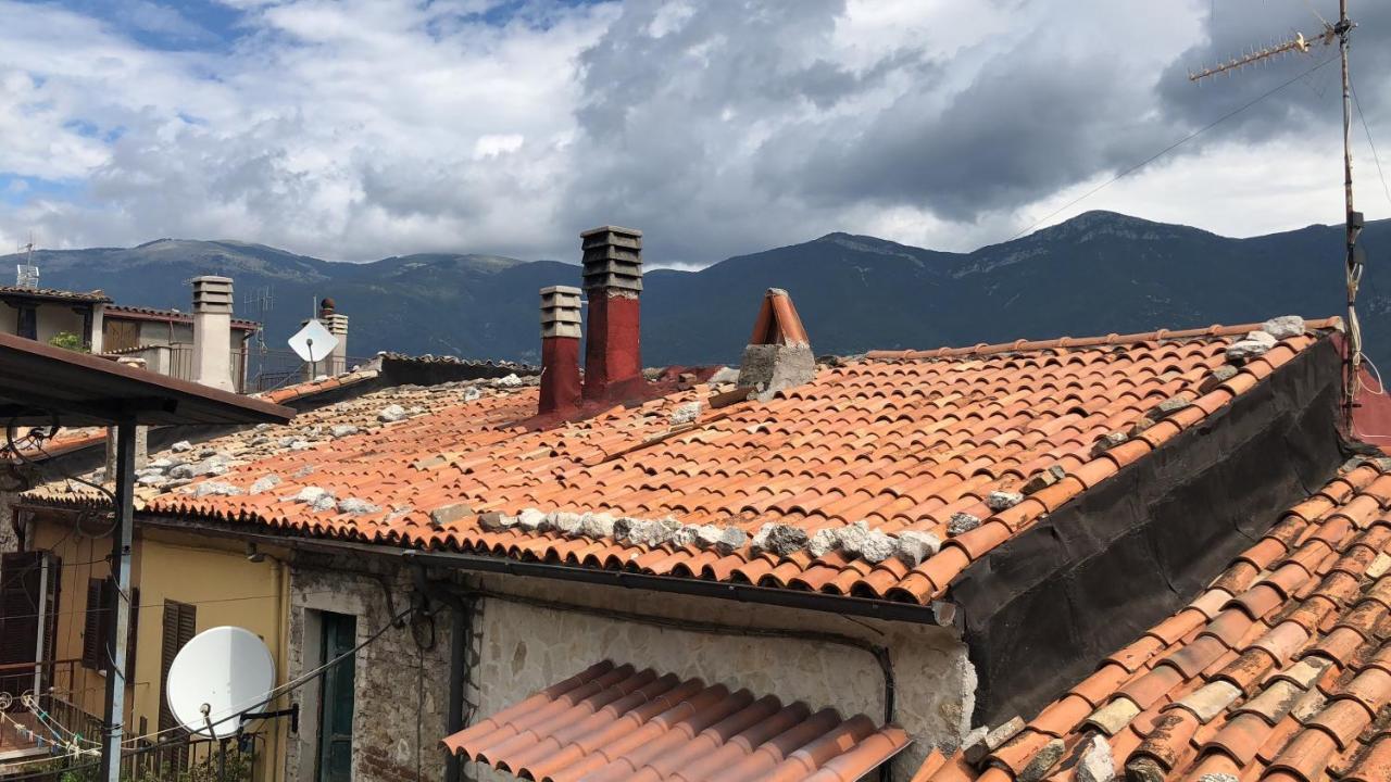 Il Riccio, Valle Roveto Country House Roccavivi ภายนอก รูปภาพ