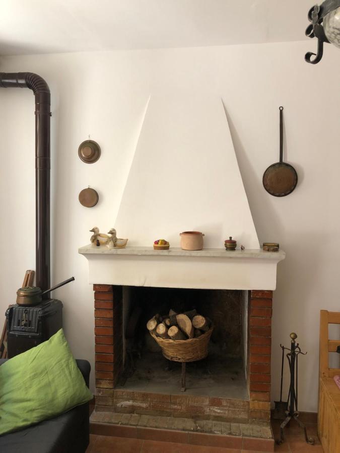 Il Riccio, Valle Roveto Country House Roccavivi ภายนอก รูปภาพ